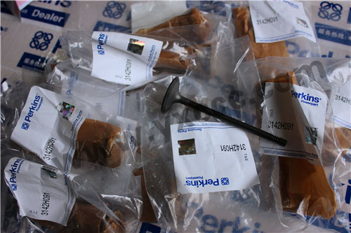 柴油機(jī)1206E配件銷(xiāo)售中心油底殼墊、T414441壓縮機(jī)、氣門(mén)、搖臂軸(1200)